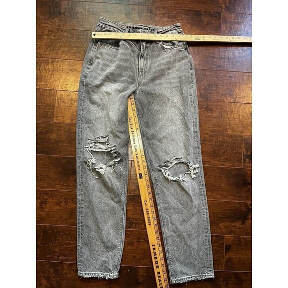 American Eagle Comfort Stretch Waistband Distressed Gray Mom Jean Sz 6Long - Picture 5 of 7